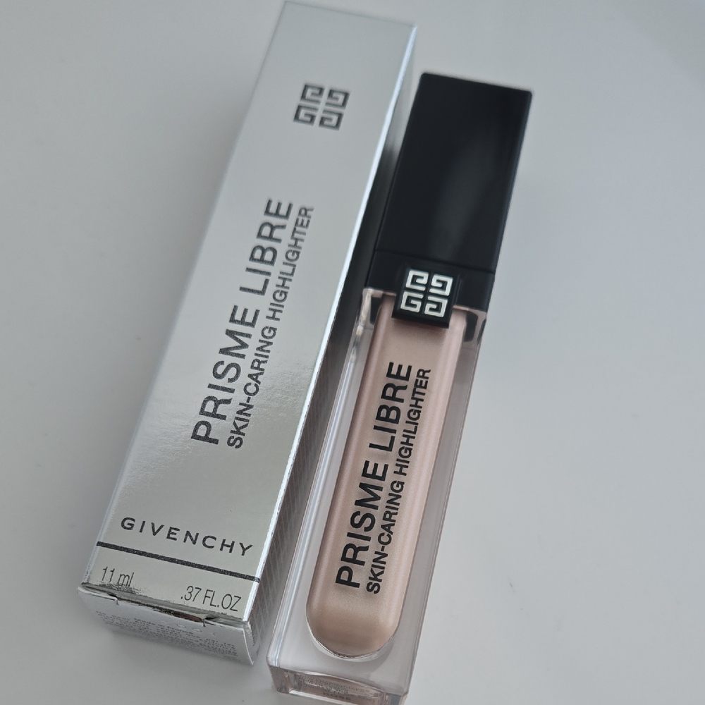 Givenchy Prisme Libre Highlighter - Silver and Cream